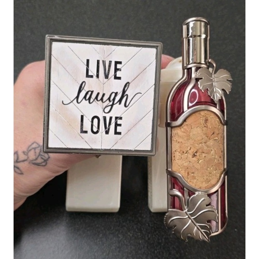 Bath Body Works Cork Wine Bottle Live Laugh Love Wallflower Plug Diffuser Scent
